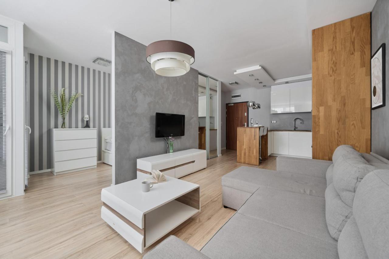 Modern Studio With Balcony For 4 Guests In Wroclaw By Noclegi Renters Exterior foto